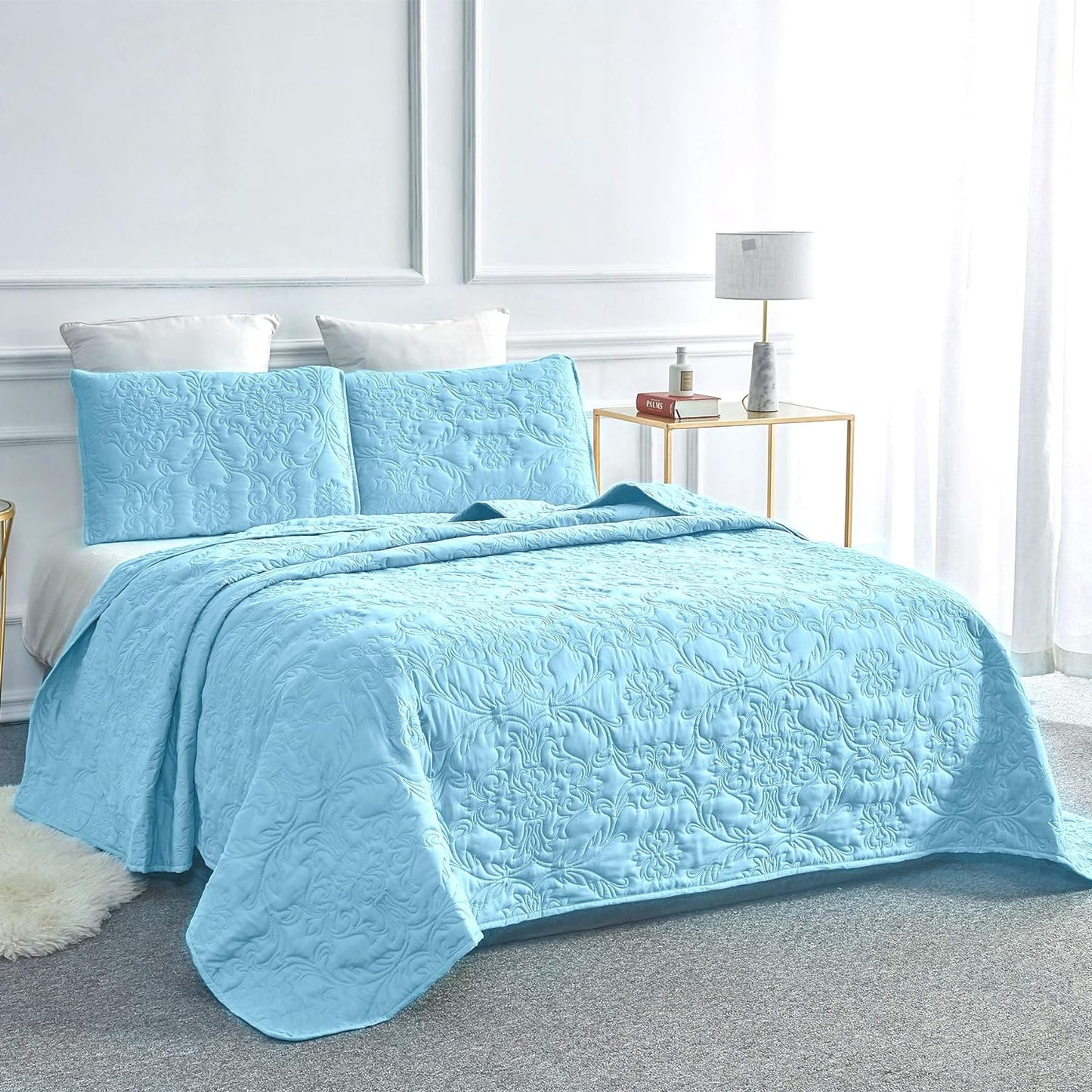 Sophia and William 3 Pieces Quilt Set Queen/Full Size with 1 Quilt and 2 Pillow Shams, Reversible Microfiber Bedding Bedspread Coverlet Set, Cozy, Lightweight and Hypoallergenic, Light Blue | 1 Quilt, 2 Pillow Shams, Reversible, Lightweight, All-Season, M