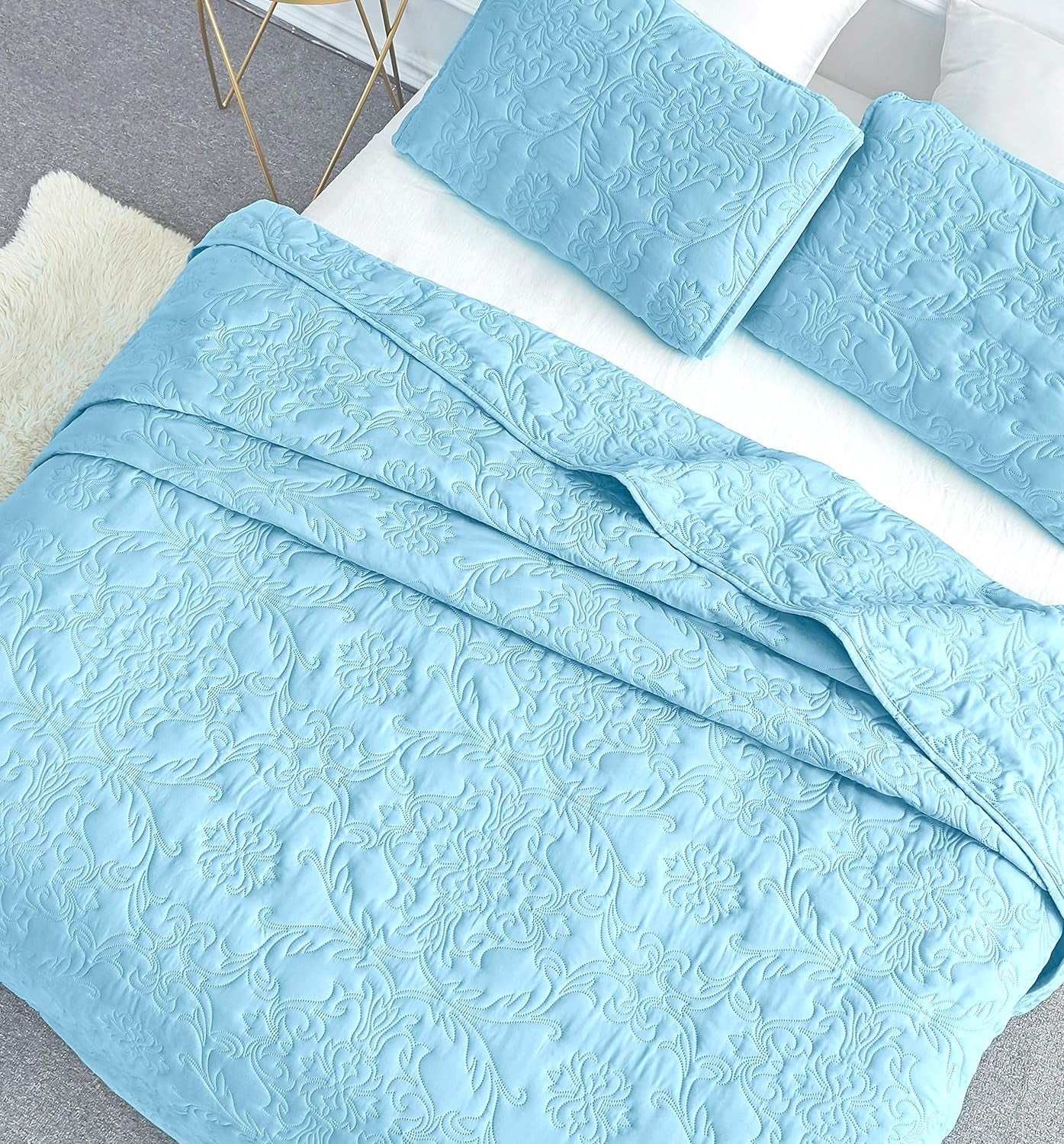 Sophia and William 3 Pieces Quilt Set Queen/Full Size with 1 Quilt and 2 Pillow Shams, Reversible Microfiber Bedding Bedspread Coverlet Set, Cozy, Lightweight and Hypoallergenic, Light Blue | 1 Quilt, 2 Pillow Shams, Reversible, Lightweight, All-Season, M